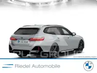 2025 BMW 520
