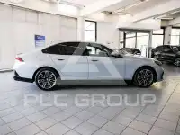 2025 BMW 520