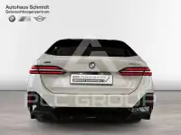 2025 BMW 520