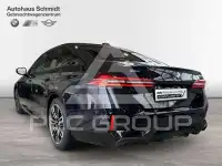 2025 BMW 520