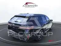 2025 BMW 520
