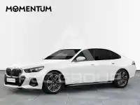 2025 BMW 520