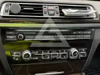 2025 BMW 730