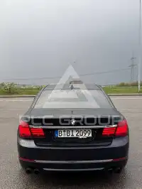 2025 BMW 730
