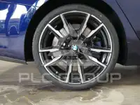 2025 BMW M8