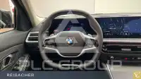 2025 BMW 318