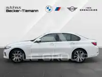 2025 BMW 318