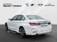 2025 BMW 318