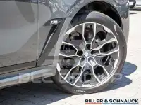 2025 BMW X7