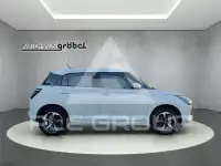 2025 Suzuki SWIFT