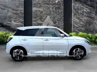 2025 Suzuki SWIFT