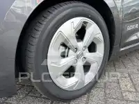 2025 Suzuki SWIFT