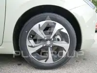 2025 Suzuki SWIFT