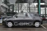 2025 Suzuki SWIFT