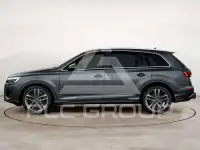 2025 Audi SQ7