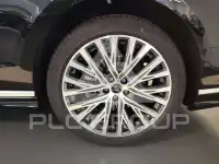 2025 Audi A8