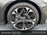 2025 Mercedes Benz E 300