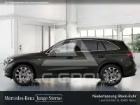 2025 Mercedes Benz GLC 300