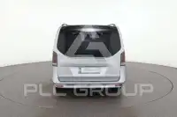 2025 Mercedes Benz V