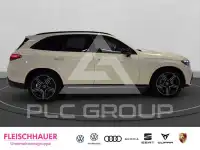 2025 Mercedes Benz GLC 200