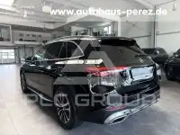 2025 Mercedes Benz GLC 200