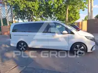 2025 Mercedes Benz V 220