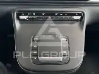 2025 Mercedes Benz V 220