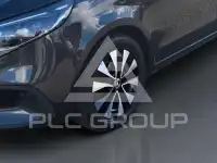 2025 Mercedes Benz V 220