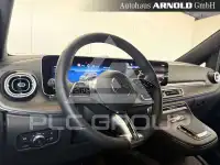 2025 Mercedes Benz V 220