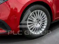 2025 Mercedes Benz V 220