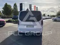 2025 Mercedes Benz V 220