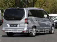 2025 Mercedes Benz V 220