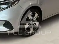 2025 Mercedes Benz V 220