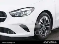 2025 Mercedes Benz B 220