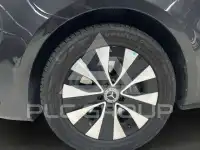 2025 Mercedes Benz V