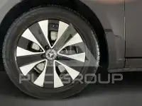 2025 Mercedes Benz V
