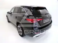 2025 Mercedes Benz GLC 220