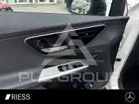 2025 Mercedes Benz GLC 220