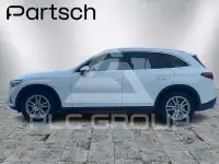2025 Mercedes Benz GLC 220