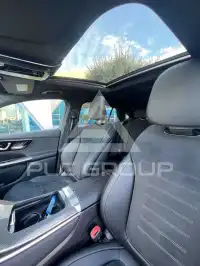 2025 Mercedes Benz GLC 220