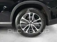 2025 Mercedes Benz GLC 220