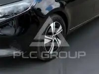 2025 Mercedes Benz V 220