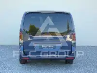 2025 Mercedes Benz V 300