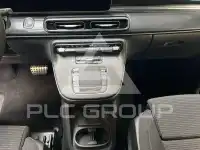 2025 Mercedes Benz V 300