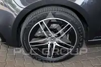 2025 Mercedes Benz V 300