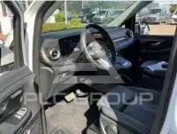 2025 Mercedes Benz V 300