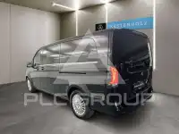 2025 Mercedes Benz V 300