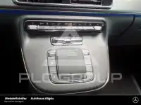 2025 Mercedes Benz V 300