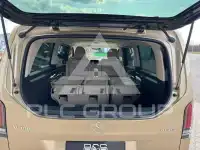 2025 Mercedes Benz V 300