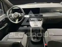 2025 Mercedes Benz V 300